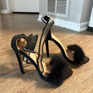 Elegant Black Heels with Fur Detail